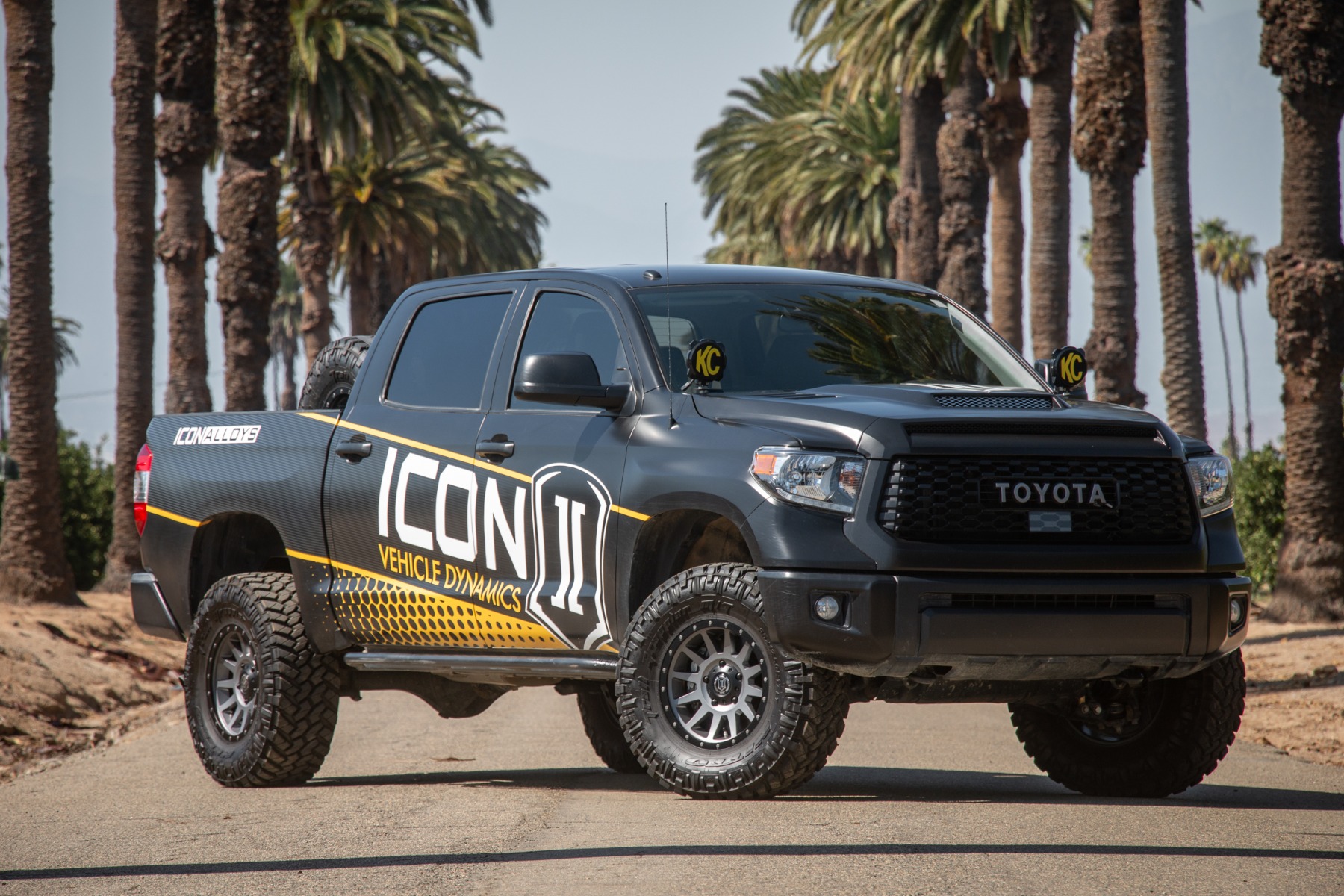 2017855557 - Icon Alloys "Compression" Wheels / 5x150