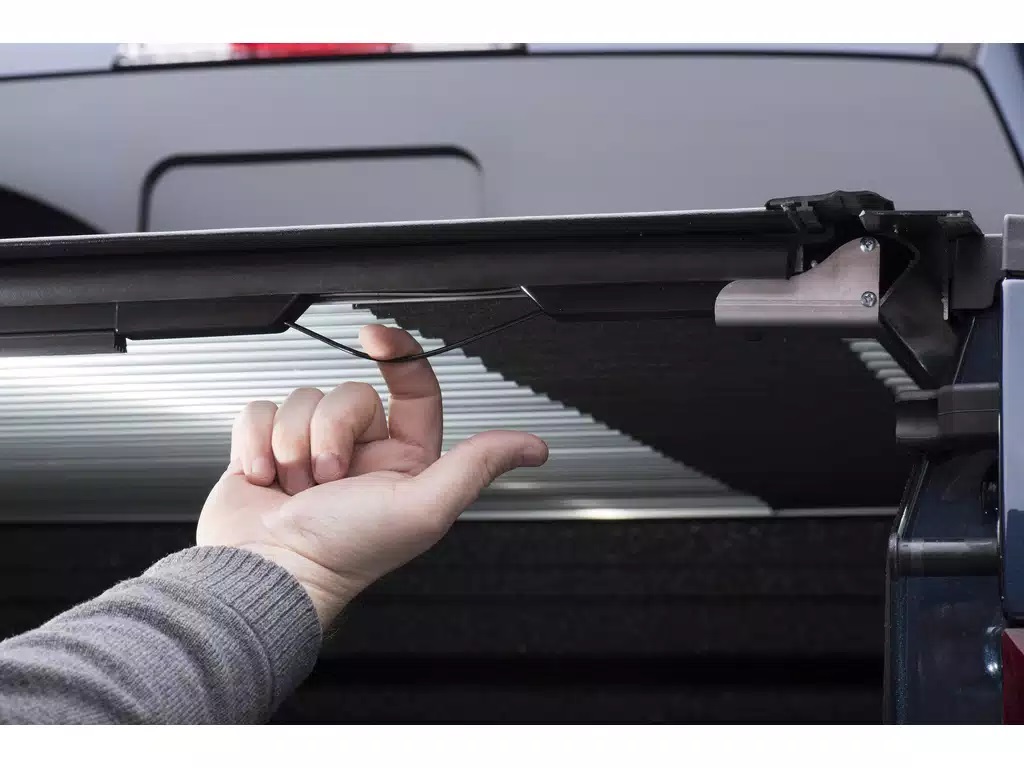 BAKX2TAC05 - BAK Revolver X2 Tonneau Cover for 05-15 Tacoma