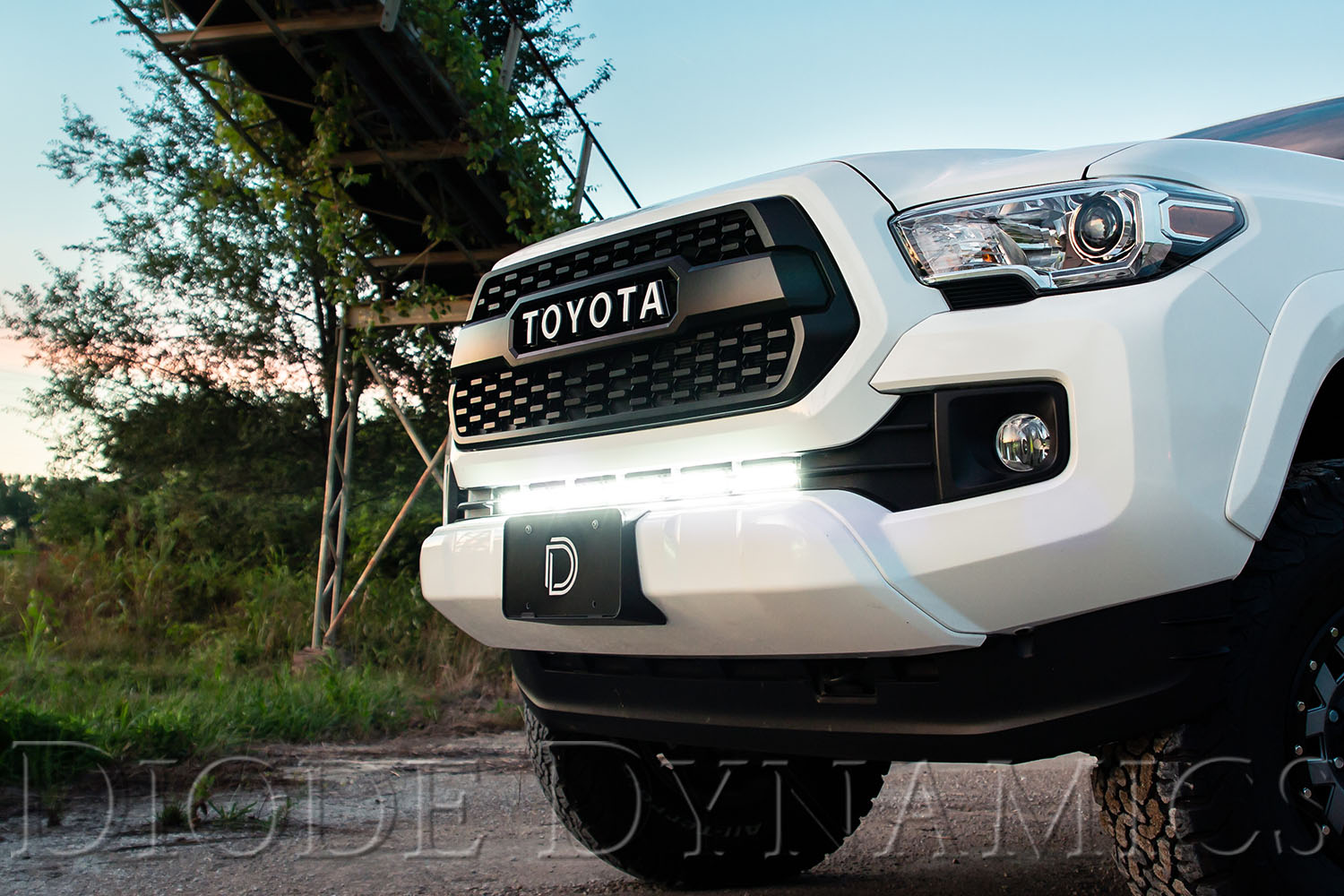 DD6072 - Diode Dynamics SS30 Stealth Lightbar Kit for 2016-2023 Toyota Tacoma, White Combo