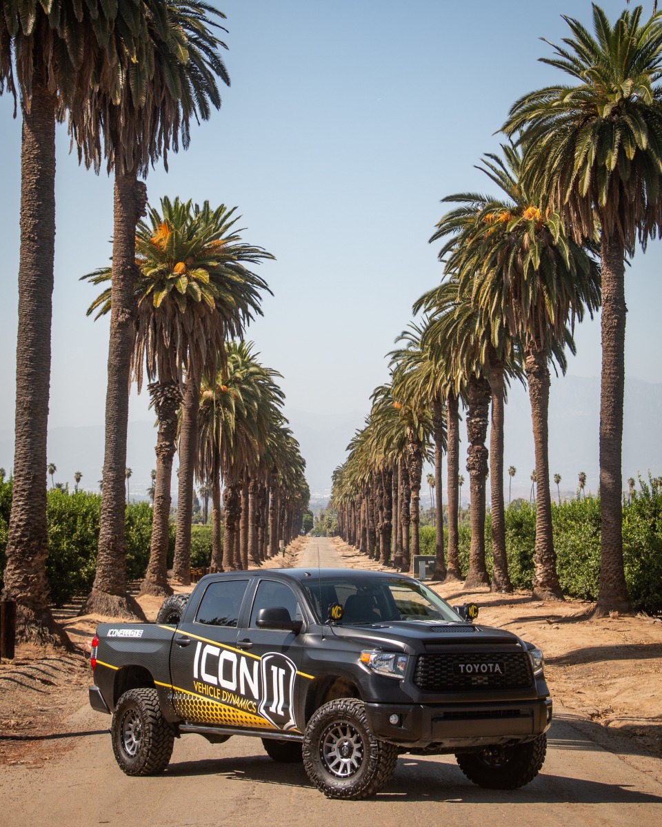 2017855557 - Icon Alloys "Compression" Wheels / 5x150