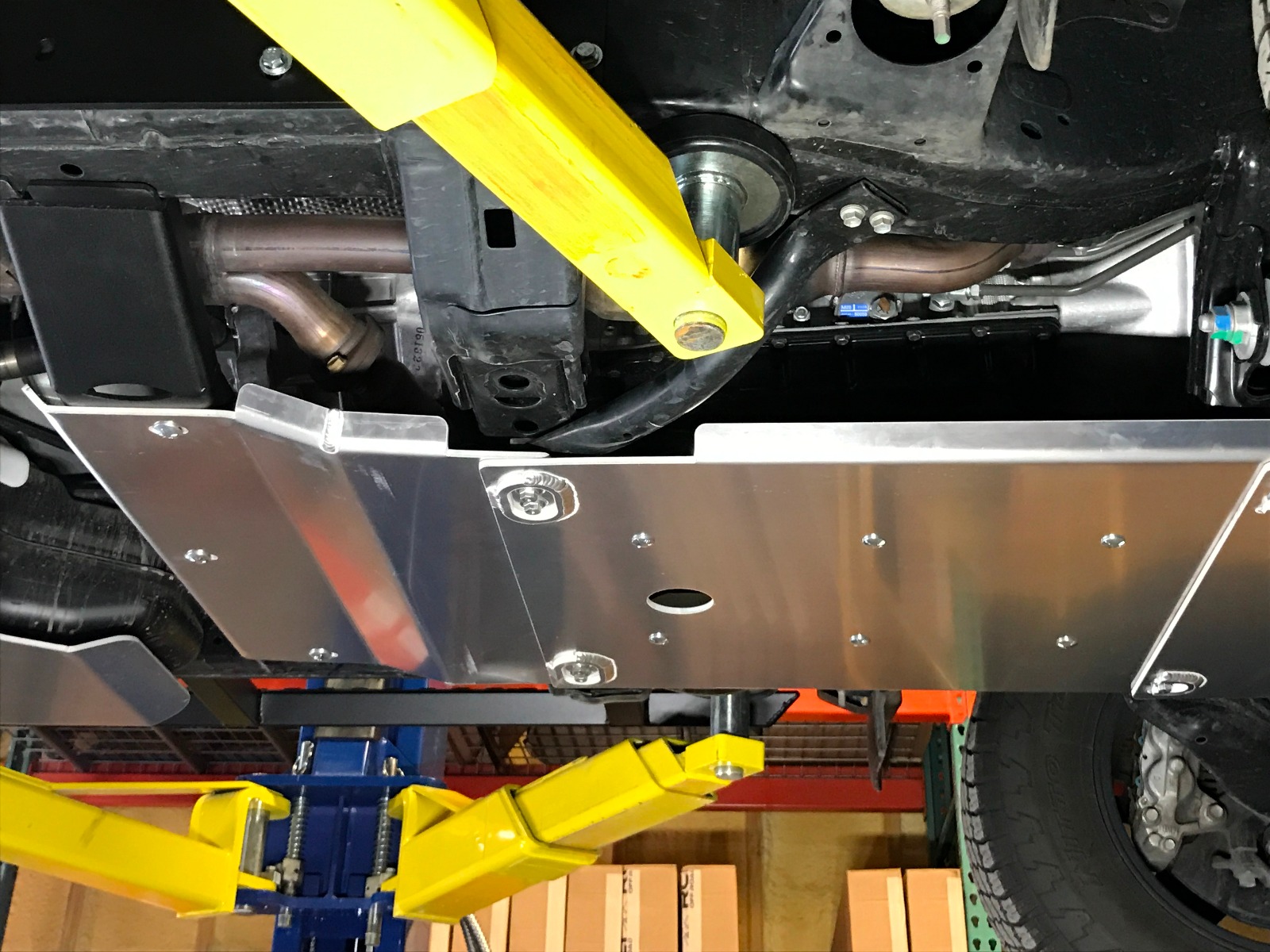 T4R-03-TCASE - RCI Metalworks Transfer Case Skid Plate (03-09 4Runner /03-09 GX470/ 07-14 FJ Cruiser)