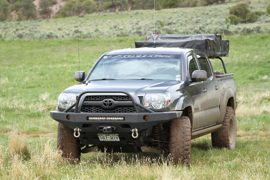 WBTT - Toytec Lifts Windshield Banner