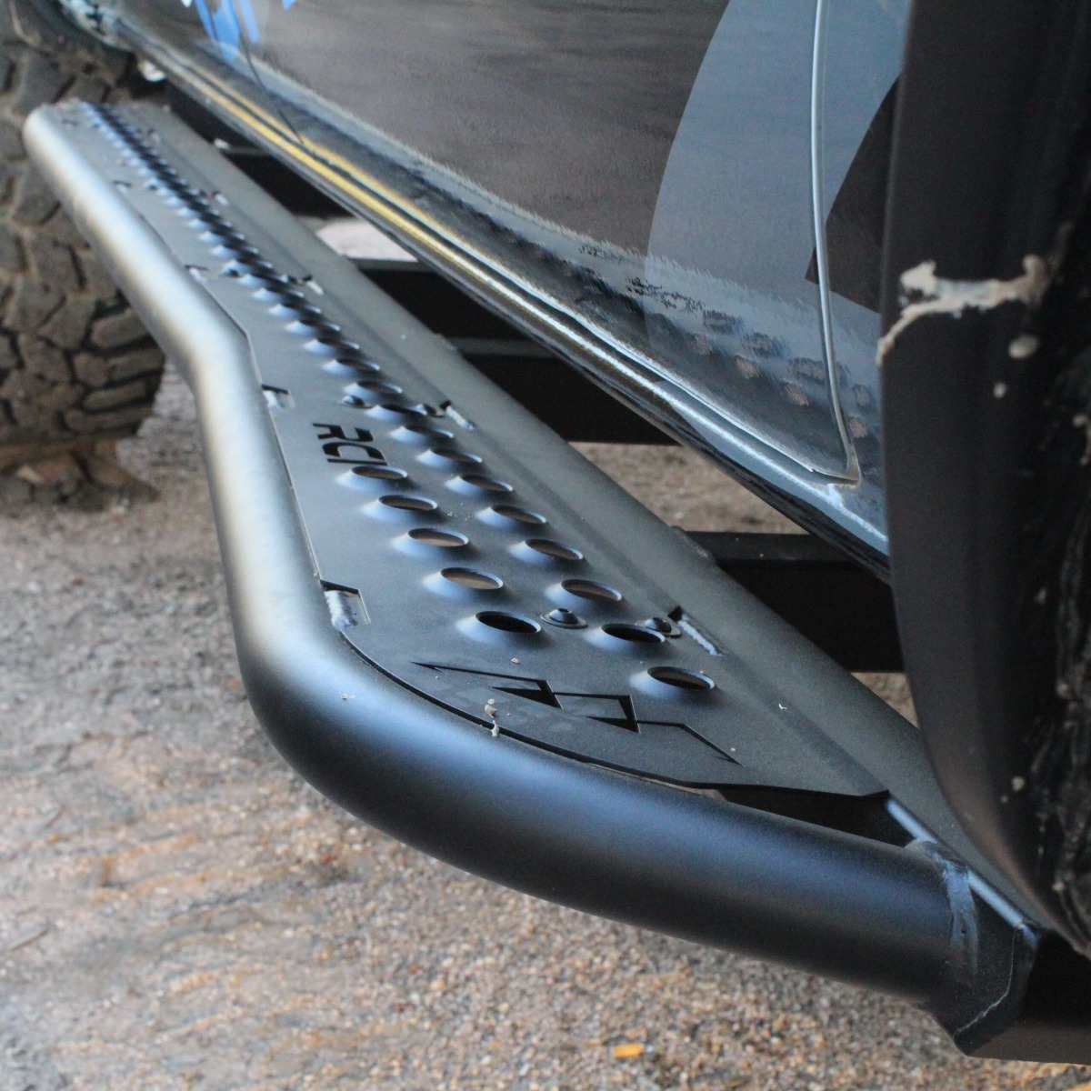 TACO-16-06 - RCI Metalworks 2016-2023 Tacoma Rock Sliders (Access Cab/Double Cab)